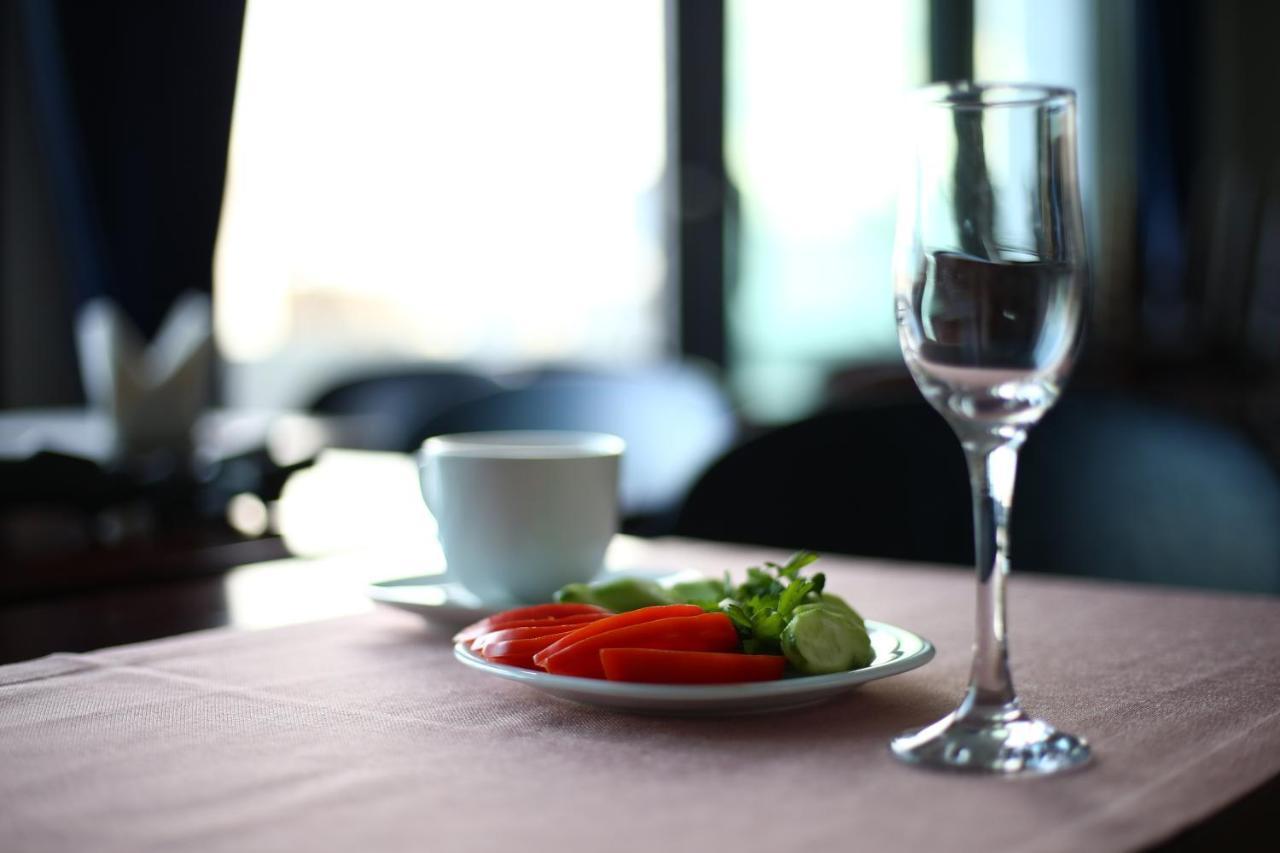 Novelty Hotel Istanbul Luaran gambar