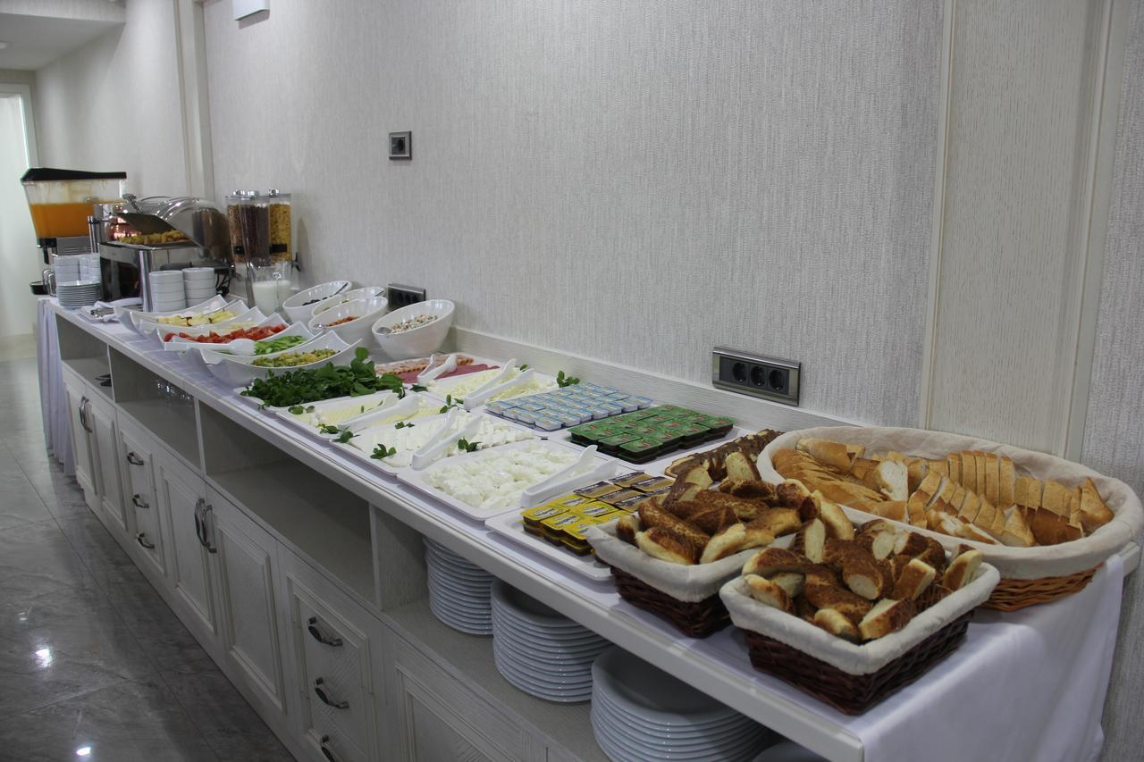 Novelty Hotel Istanbul Luaran gambar