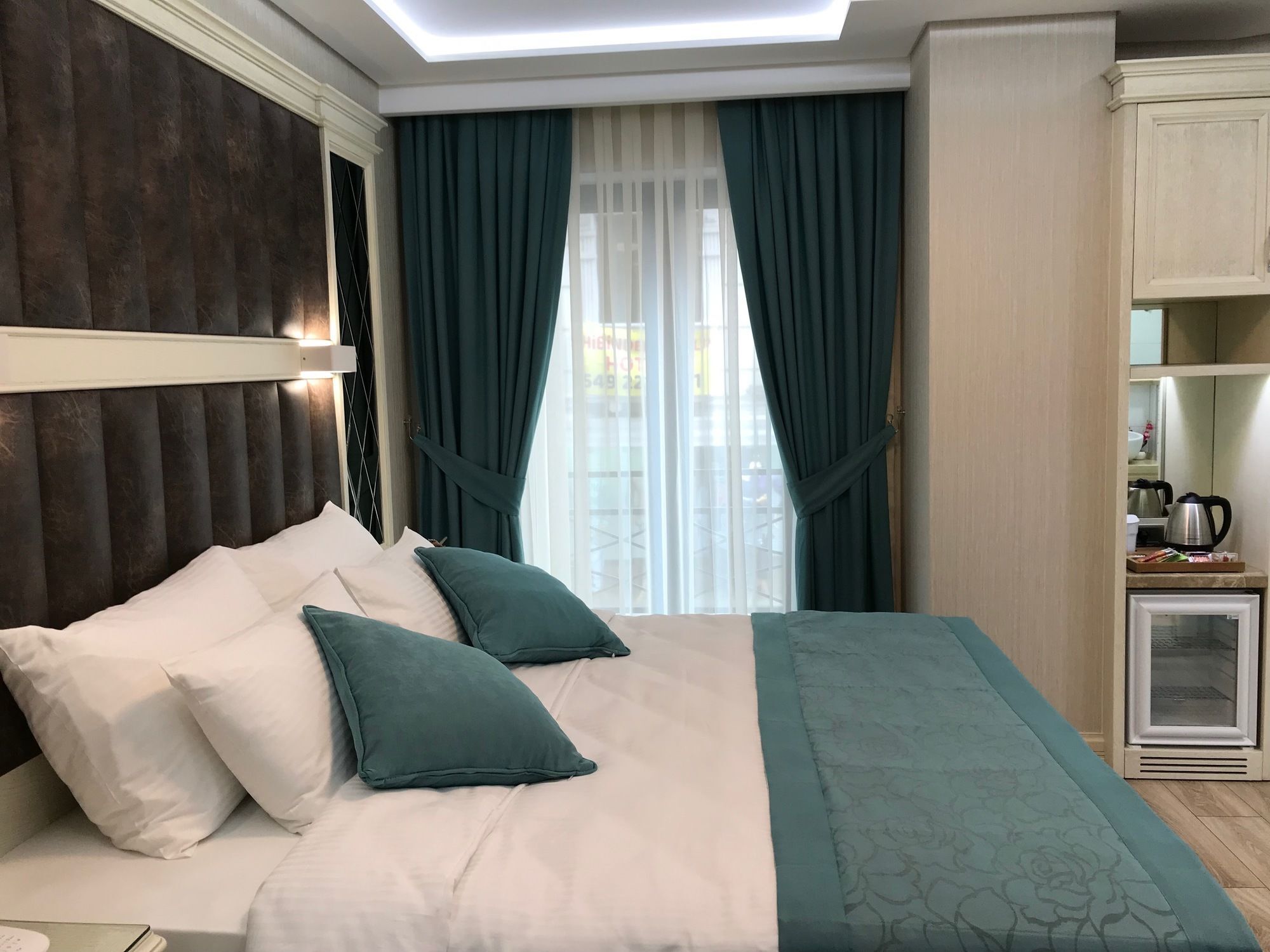 Novelty Hotel Istanbul Luaran gambar